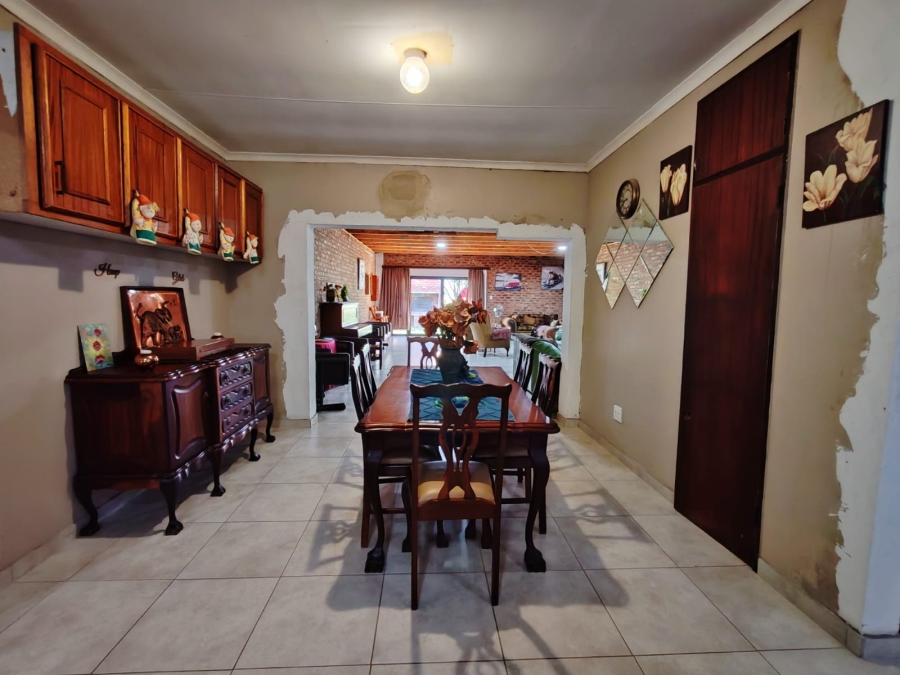 3 Bedroom Property for Sale in Wilgeboom A H North West